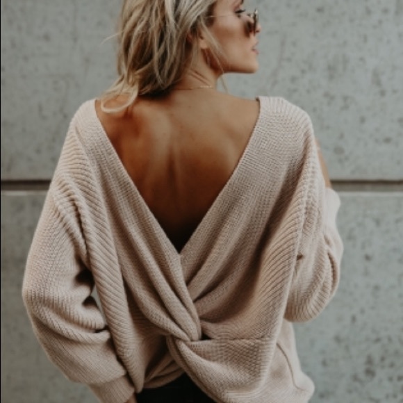 NWT TWIST BACK SWEATER - Picture 2 of 3